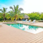 U-GO Espectacular Casa en Barú con Vistas al Mar